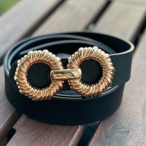 RIBBED LOOPED DOUBLE CIRCLE BUCKLE BELT